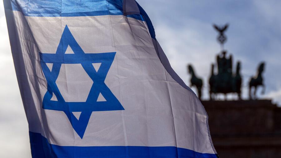 ערוץ 12: משרד החוץ הישראלי מבקש משגרירויותיו להימנע מלהגיב על האירועים באיראן