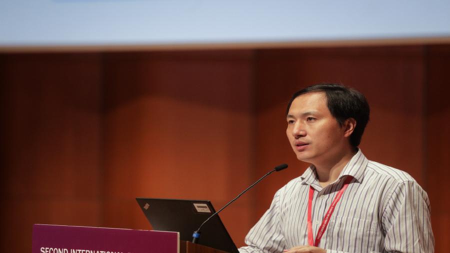 尽管入狱，一位“震惊科学界”的中国科学家仍在继续他的工作，“为自己的成就感到自豪”
