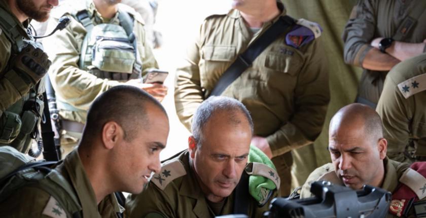 דיווחים בעברית מצביעים על כך שההתפטרות בצבא הישראלי תיהרס