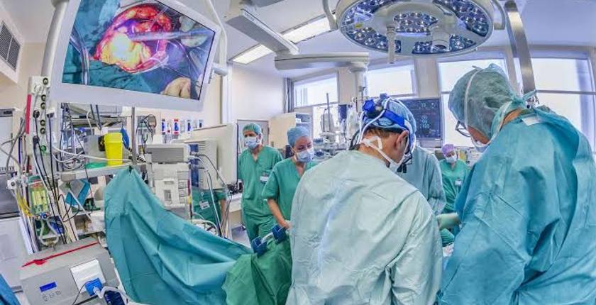 14 عملية جراحية ل"القلب المفتوح" لفا ئدة الأسر المعوزة