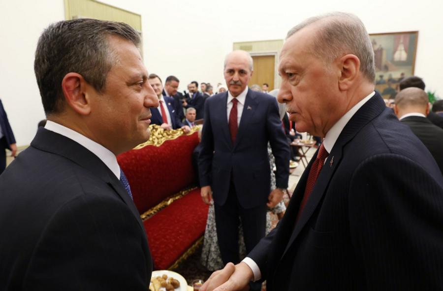 Türk siyasi partileri yeni anayasa ihtimalini değerlendirmeye hazırlanıyor
