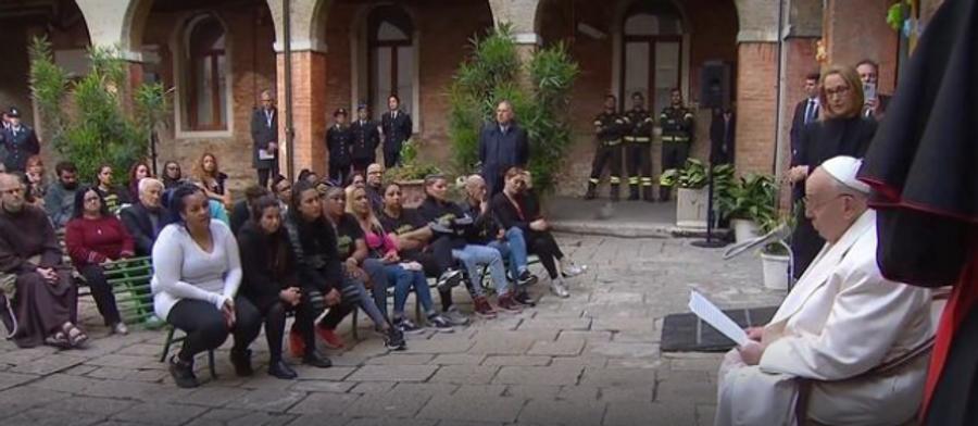 Papa Francesco incontra le detenute a Venezia