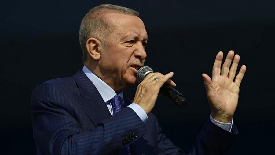 Erdoğan hükümetle İsrail ile İran arasında yaşanan son gerilimi görüştü