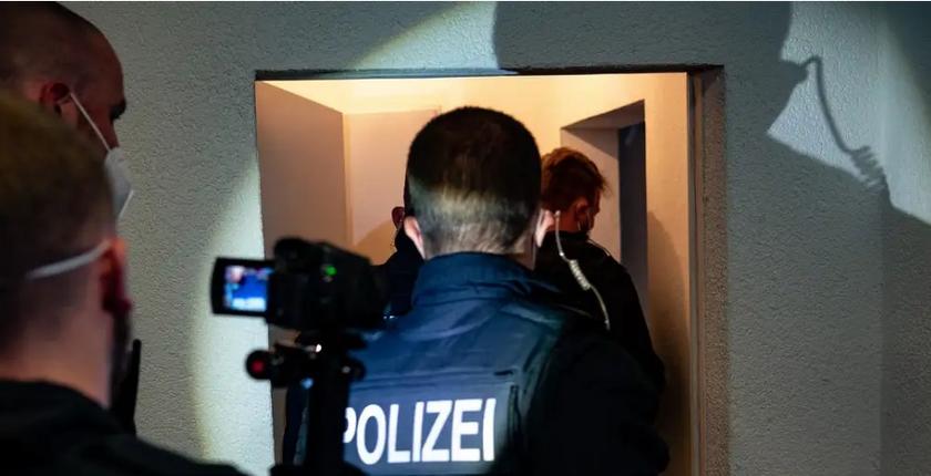 Großangriff in acht deutschen Staaten gegen Menschenschmuggler