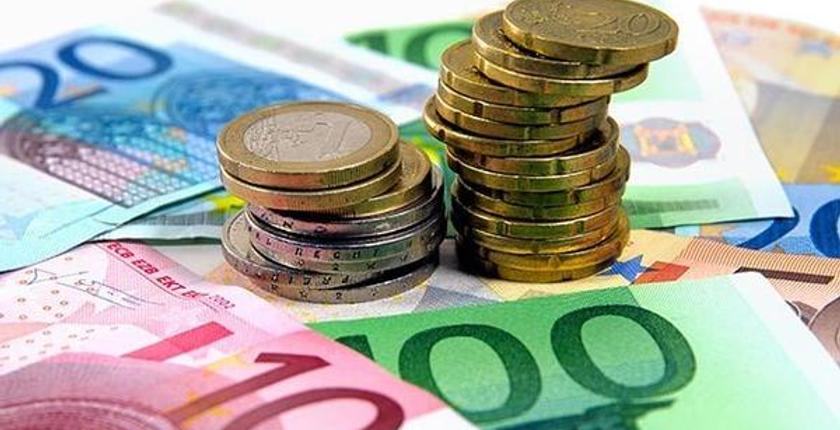Курсы обмена важнейших иностранных валют по отношению к дирхаму на сегодня, вторник, 9 апреля 2024 г.