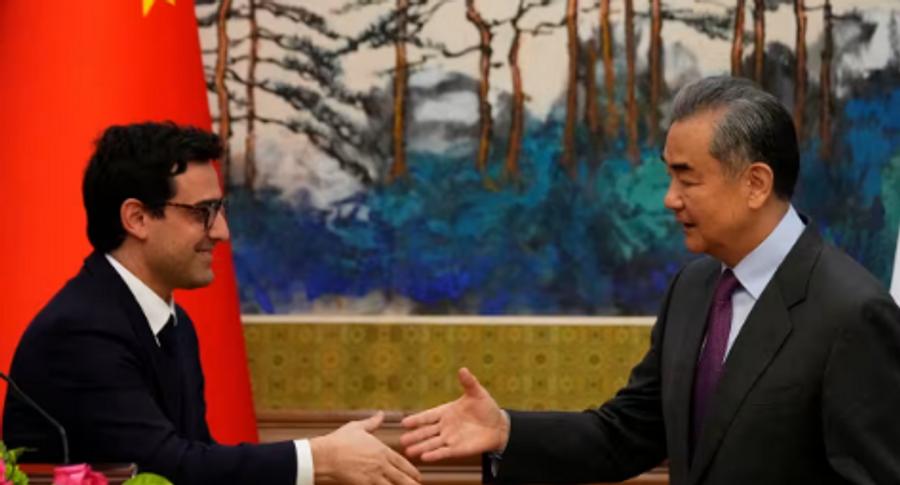 外交部长表示，在欧洲电动汽车调查中，中国将从法国进口更多产品