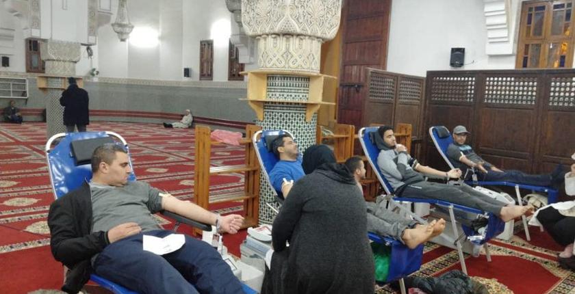 إقبال كبير على التبرع بالدم في المساجد خلال شهر رمضان