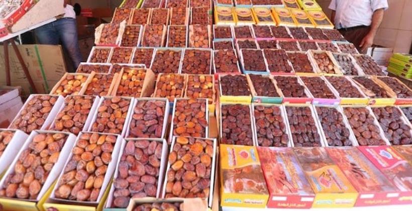 قبيل رمضان.. وفرة المنتوج تهوي بأسعار التمور