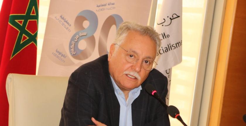 "الكتاب" يدعو إلى وقف كل القرارات التأديبية في حق الأساتذة