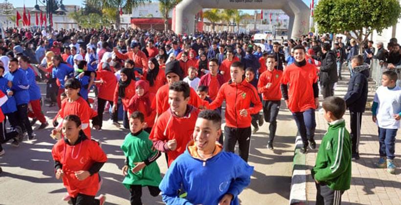 قافلة "الرياضة للجميع" تحط رحالها بإقليم الدريوش احتفالا باليوم العالمي للمرأة