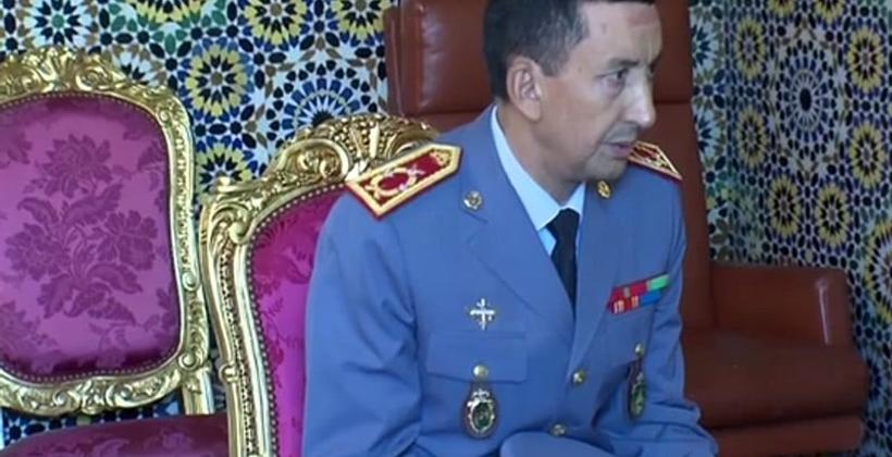 بازرس کل نیروهای مسلح سلطنتی با رئیس مأموریت MINURSO گفتگو می کند