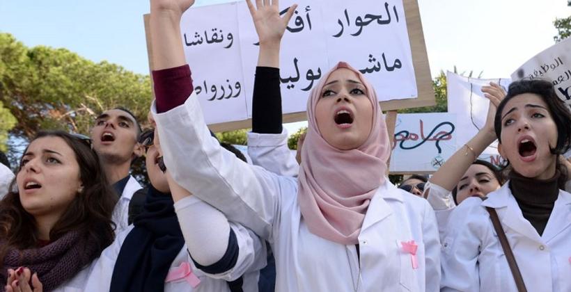 شبح "سنة بيضاء" يظلل كليات الطب بفعل مقاطعة الامتحانات
