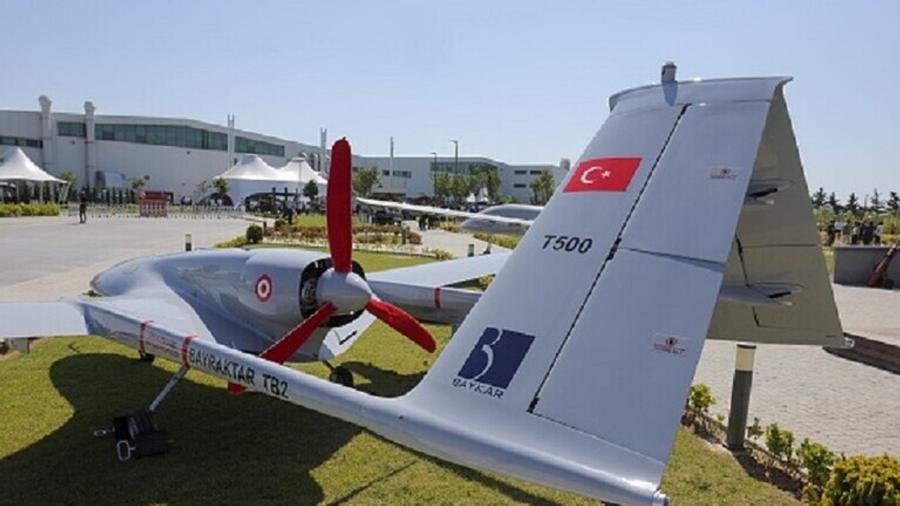 Bir Türk siyasetçi Ukrayna'ya insansız hava aracı tedarikini eleştirdi