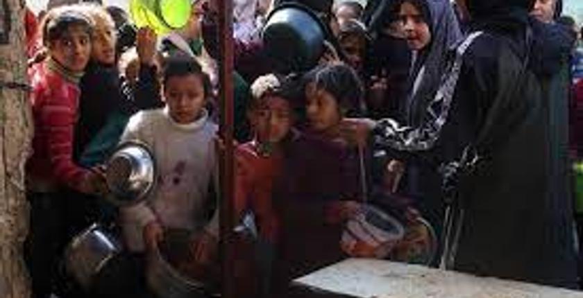 جريدة فرنسية تركب على معاناة الفلسطينيين بكاريكاتير ساخر