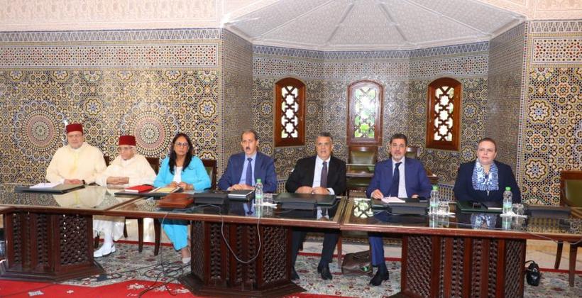 لجنة مراجعة مدونة الأسرة تنهي إعداد تقريرها وتقدمه للملك