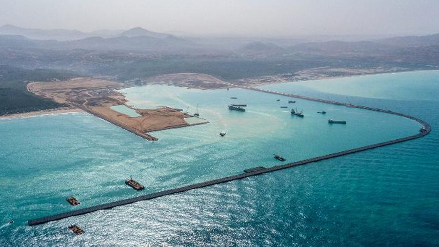 بندر نادور در غرب مدیترانه وارد مراحل پایانی خود می شود