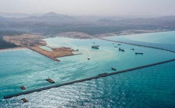 Batı Akdeniz'deki Nador limanı son aşamalarına giriyor