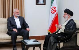 El líder supremo de Irán, Khamenei, promete una Severa Retribución Contra Israel tras el asesinato de Haniyeh