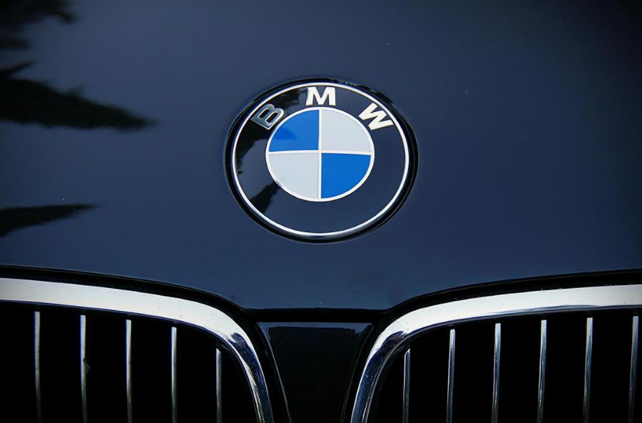 Informe Exhaustivo sobre el Masivo Retiro de Bolsas de Aire de BMW en EE.UU.
