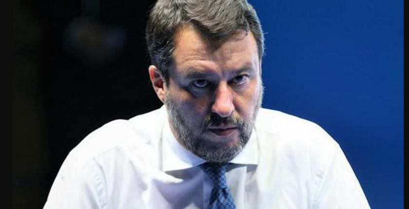 Salvini: No all'ipotesi di invio di armi offensive all'Ucraina