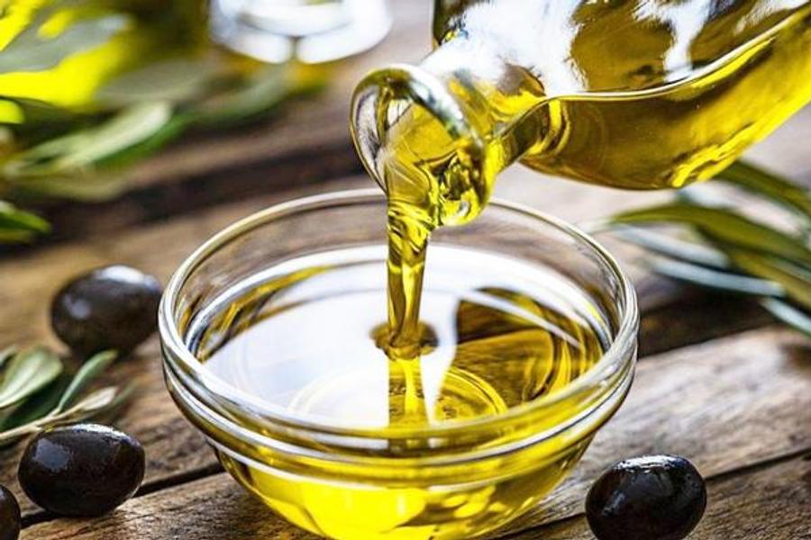 خشکسالی باعث افزایش قیمت روغن زیتون به 150 درهم می شود