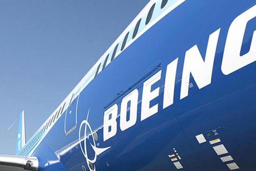Boeing sospende i voli di prova del 777X dopo aver rilevato guasti