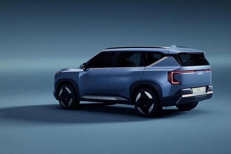 ⵉⵙⴰⵍⴰⵏ ⵏ ⵜⴽⴻⵔⵔⵓⵙⵜ.. Asenfar ⵏ Kia EV5 ⴷⴻⴳ Lmerruk
