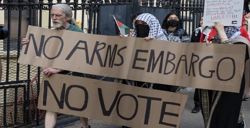 Parlamentare italiano: la Gran Bretagna smette di fornire armi a Israele, e il governo Meloni chiacchiera