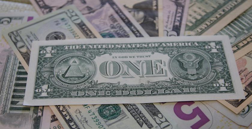 I prezzi del petrolio scendono e l'attenzione è rivolta alla Federal Reserve americana