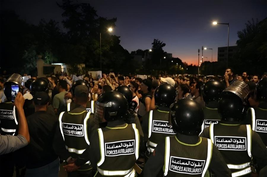 Estudiantes de Medicina Marroquíes se Manifestan Contra las Políticas Gubernamentales en Medio de una Violenta Represión