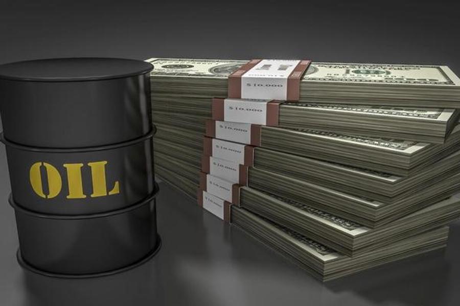 Глава ЦБ РФ назвал причины падения цен на нефть