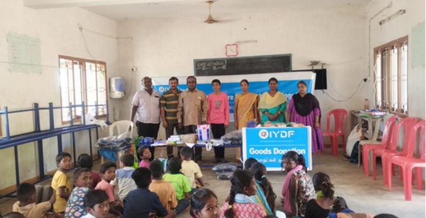 IYDF और नेत्रु इंद्रू मेलिसाइक्झु त्रिची में अनाथालय के बच्चों को सहायता प्रदान करते हैं