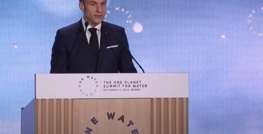 Macron: ⴰⵢⴻⵏ ⴰⵢ ⵜⴳⴰ ⵍⵎⴻⵖⵔⴻⴱ ⴷⴻⴳ ⵡⴻⵏⵔⴰⵔ ⵏ ⵢⵉⴱⴻⵔⴷⴰⵏ ⵏ ⵡⴰⵎⴰⵏ ⴷ ⴰⵢⴻⵏ ⴰⵢ ⴷⵢⴻⵍⵍⴰⵏ ⵙ ⵔⵔⴱⴻⵃ ⴰⵎⴻⵇⵔⴰⵏ