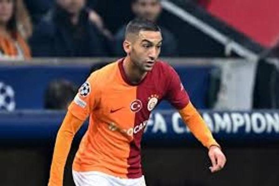 ⵜⴰⴷⴱⴻⵍⵜ ⵏ Galatasaray ⵜⴻⵜⵜⵎⴻⵙⵍⴰⵢ ⴷ Hakim Ziyech ⴷⴻⴳ ⵡⴰⵢⴻⵏ ⵢⴻⵔⵣⴰⵏ ⵍⵃⴻⵇⵇⵉⵙ