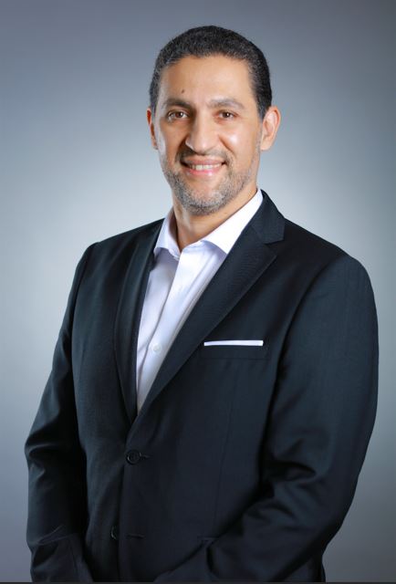 Oncorad Group accueille Dr Youness Ahallal,  expert en chirurgie urologique robotisée