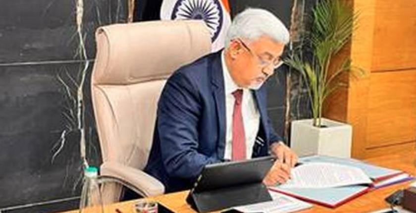 भारत इस वर्ष 800 बिलियन अमेरिकी डॉलर का अपना निर्यात लक्ष्य हासिल कर लेगा: वाणिज्य सचिव