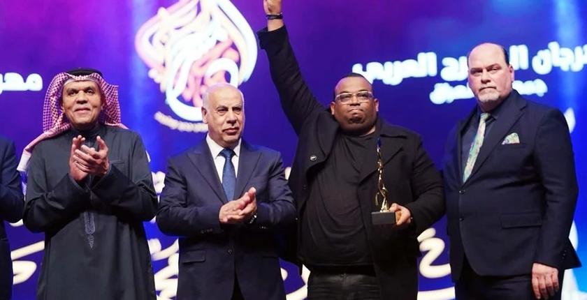 المسرح المغربي يتألق في سماء بغداد