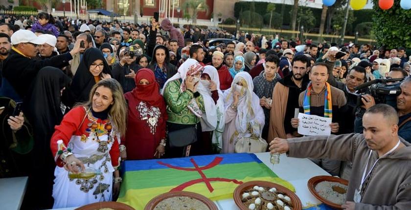 هكذا يحتفل المغاربة لأول مرة برأس السنة الأمازيغية وهم في عطلة رسمية
