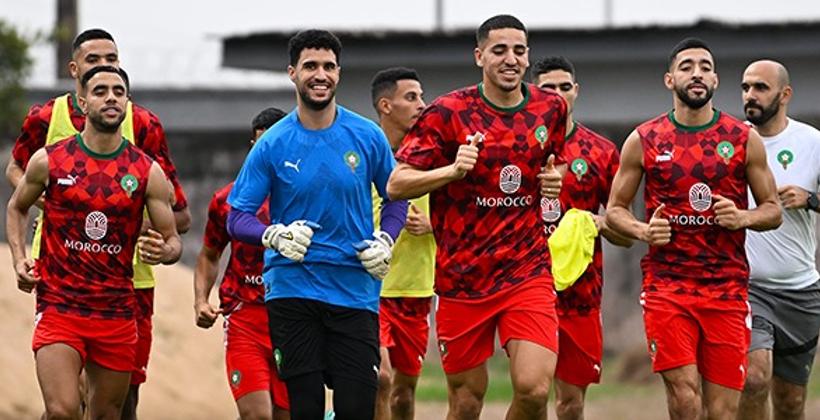 حلم المغاربة في أمم أفريقيا...هل يتحقق بزئير "الأسود" في أرض "الفيلة"؟