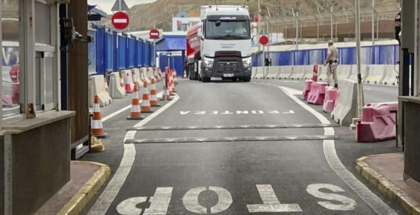 اسبانيا تدعو المغرب لفتح الجمارك التجارية في سبتة