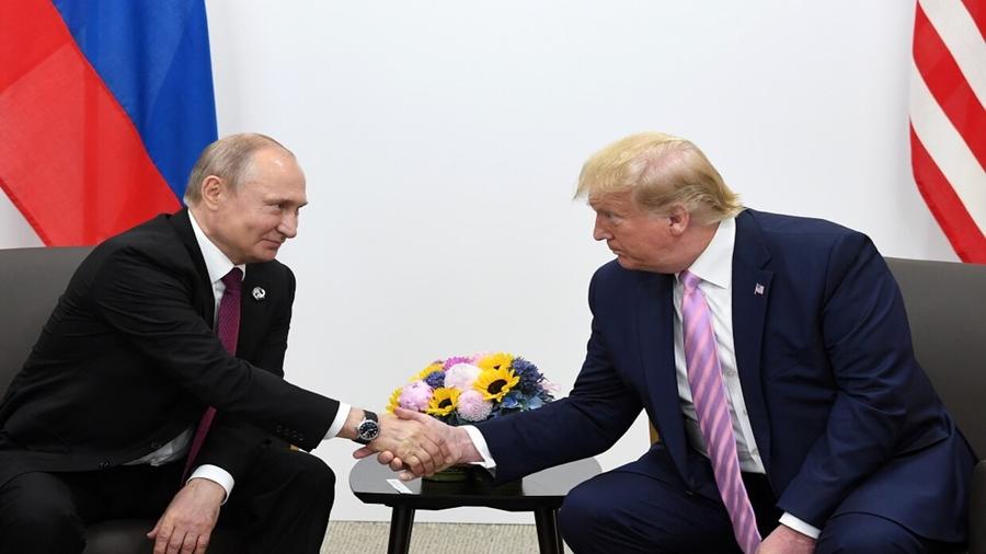 Трамп утверждает, что угрожал Путину атаковать Москву