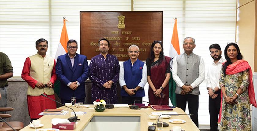 कौशल भारत मिशन और 5 उत्कृष्टता केंद्रों के लिए एआई सहायक हेतु एमएसडीई ने मेटा के साथ साझेदारी की
