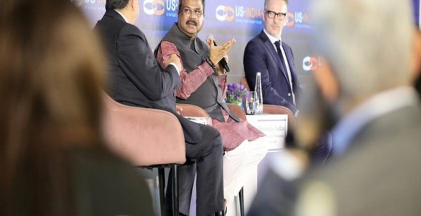 "भारत भविष्य का विकास इंजन होगा": यूएसआईएसपीएफ शिखर सम्मेलन में शिक्षा मंत्री