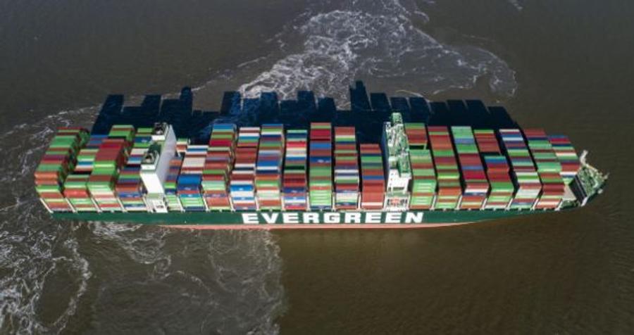 Suez ferma il Mediterraneo si svuota: l'Italia trema - L'Identità