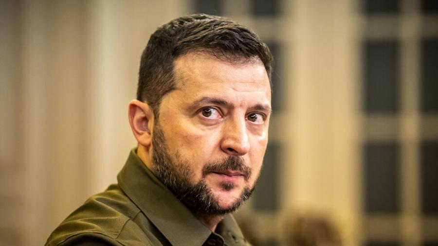 “Bloomberg”: Zelenskyj intende visitare l’Italia per chiedere armi a lungo raggio