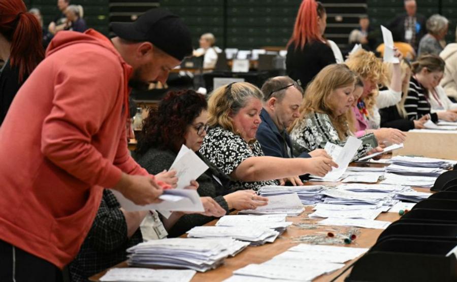 Klappen voor Conservatieven bij lokale Britse verkiezingen, Labour op winst