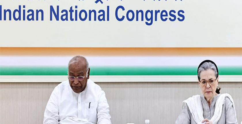 लोकसभा चुनाव: खड़गे, सोनिया गांधी, राहुल, प्रियंका यूपी में सातवें चरण के लिए कांग्रेस के स्टार प्रचारक
