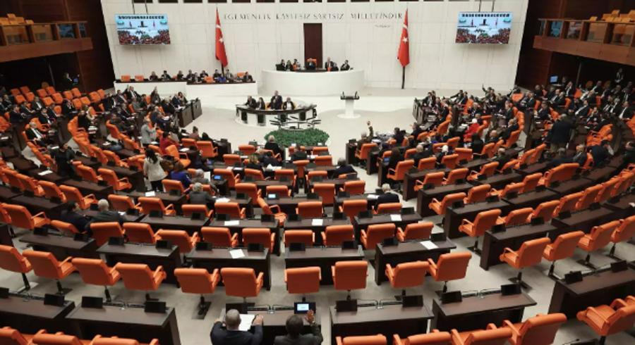 AKP vatandaşların taleplerini alacak yeni meclis birimi planlıyor
