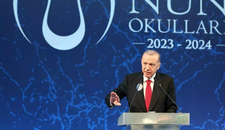 Erdoğan, AKP'nin yerel gündemli 'istişare kampına' öncülük ediyor