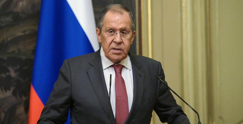 تفاصيل هبوط طائرة وزير الخارجية الروسي بمطار محمد الخامس